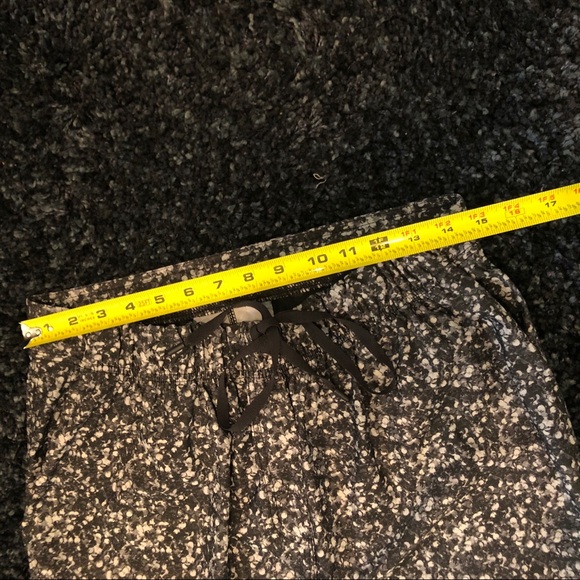 Limited Edition Lululemon Shimmer Jogger - Picture 10 of 15